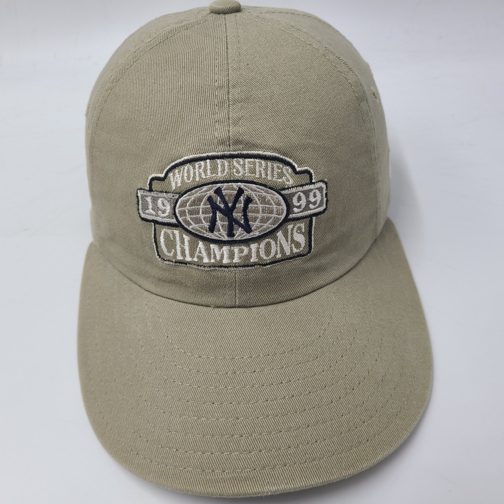Vintage New‎ York Yankees Hat Strapback (Fits Small) New Era 1999 World Series